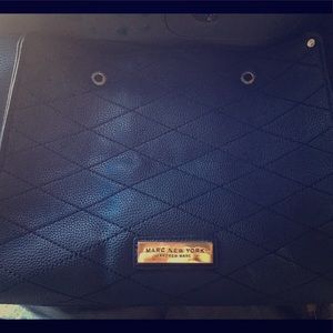 Andrew Marc York Black Leather Purse